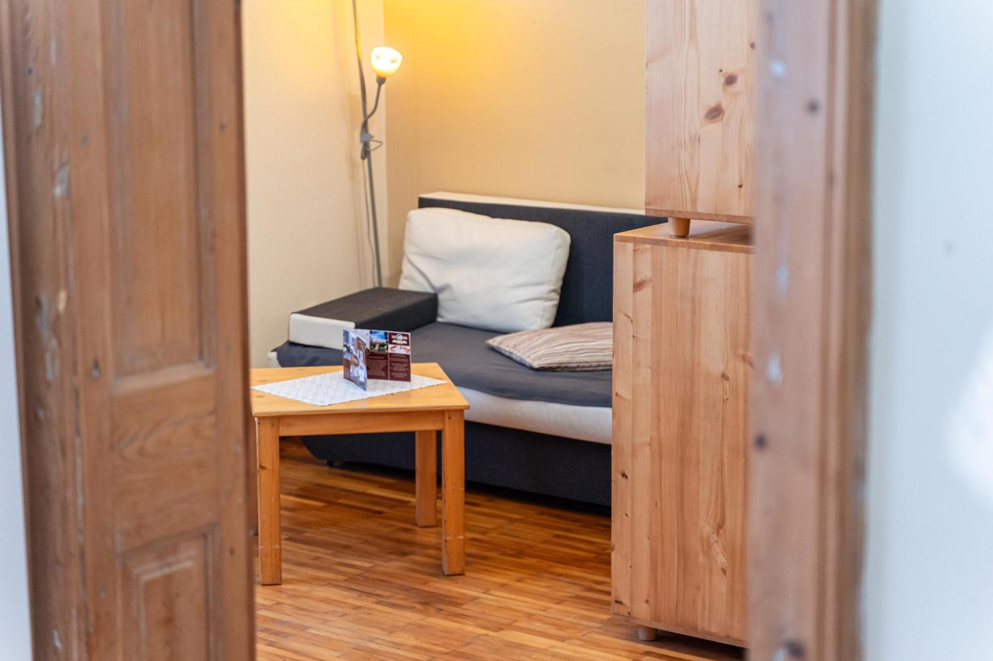 Mediaş Fabini Apartments מראה חיצוני תמונה